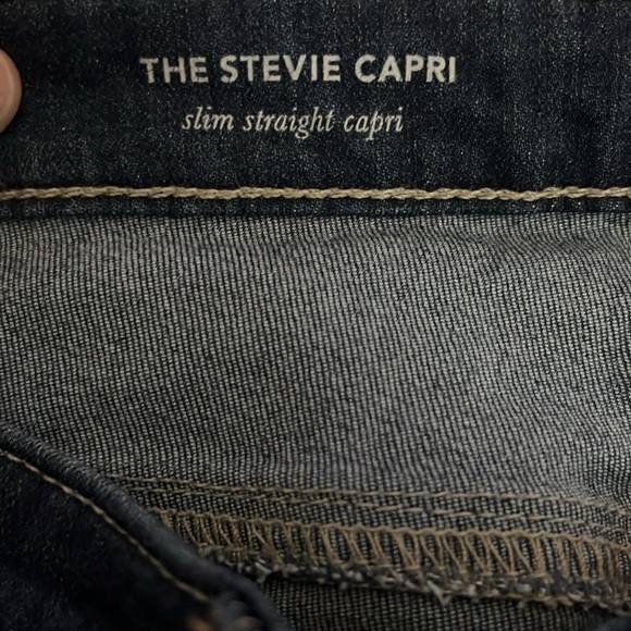 AG Adriano Goldschmied dark wash The Stevie Capri - Picture 5 of 9